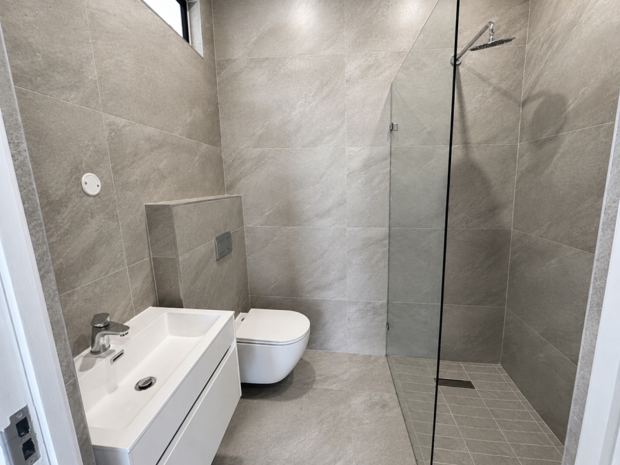 5 Bedroom Property for Sale in Sandown Western Cape